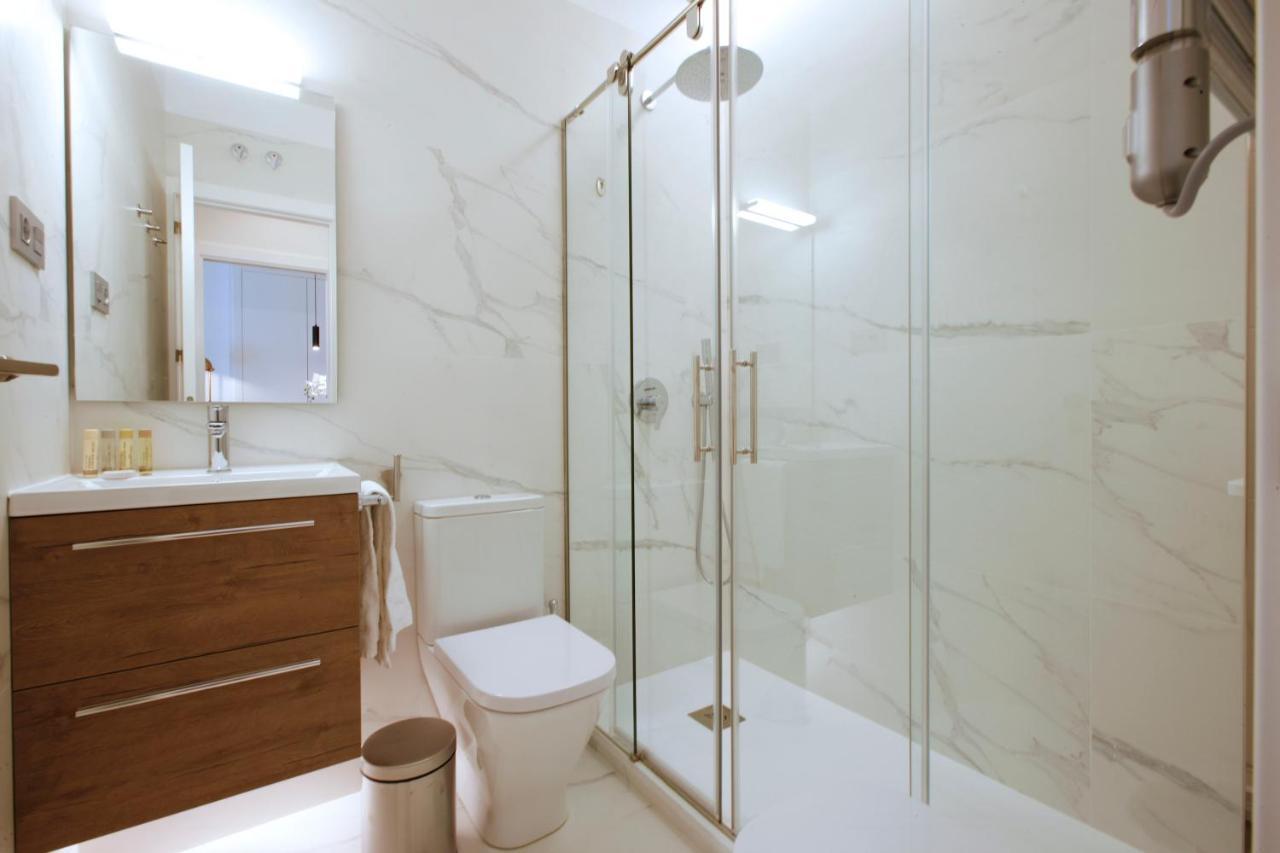 Tirso Suite Madri Exterior foto