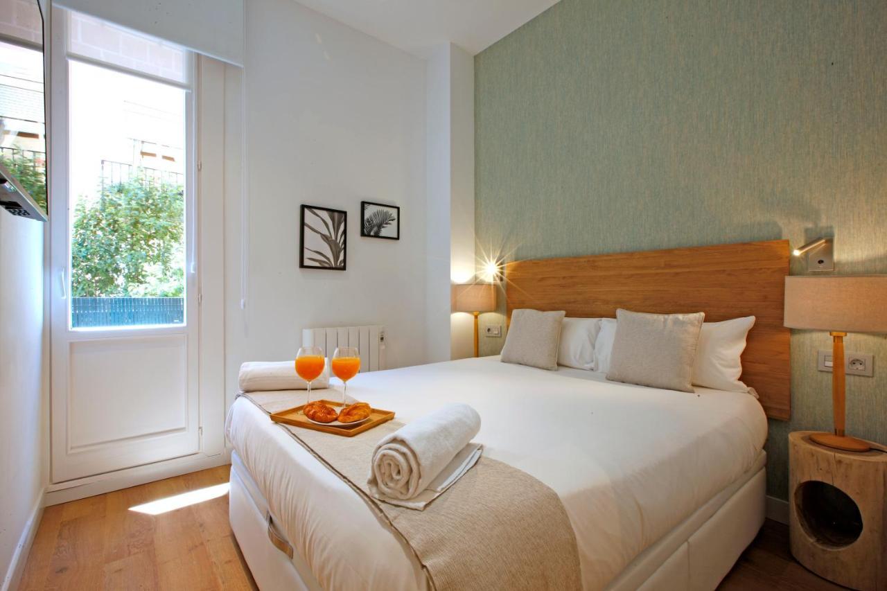 Tirso Suite Madri Exterior foto