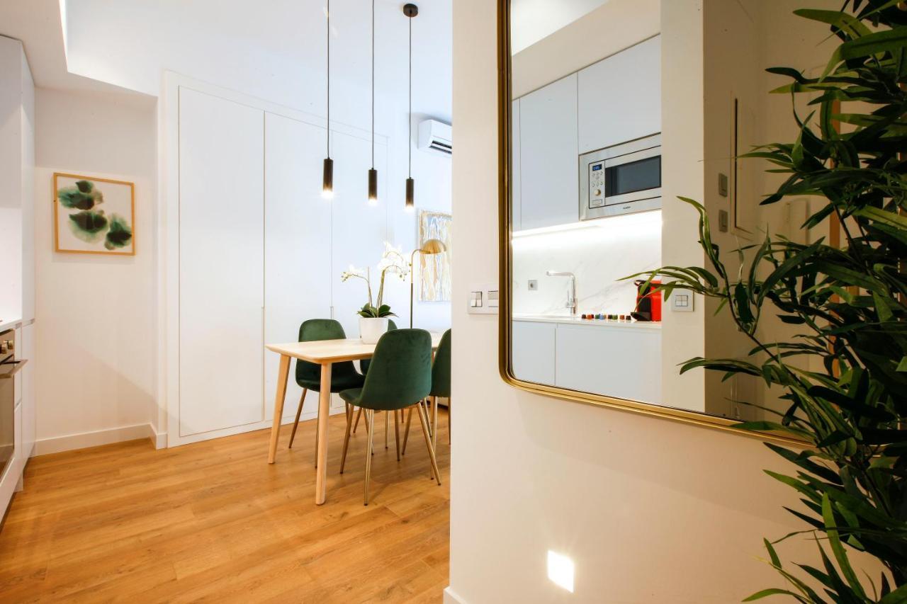 Tirso Suite Madri Exterior foto